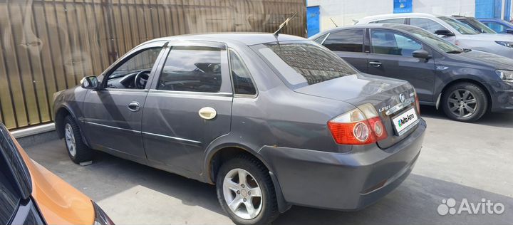LIFAN Breez (520) 1.6 МТ, 2008, битый, 223 929 км