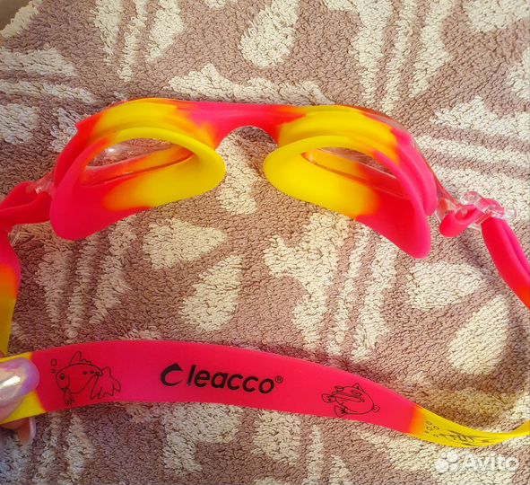 Очки для плавания