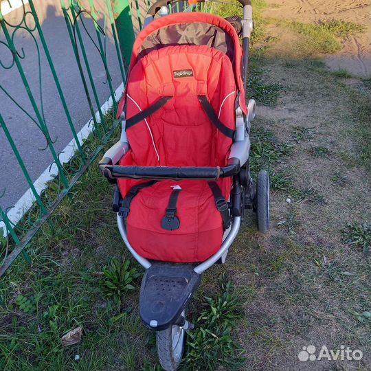 Прогулочная коляска