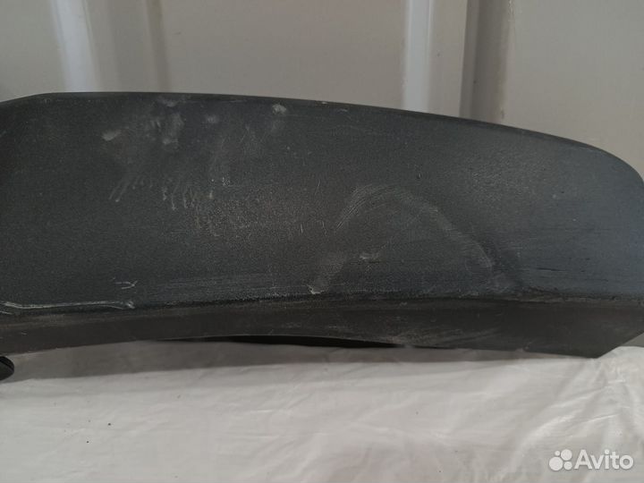 Накладка бампера передняя правая Toyota C-HR 1 Той