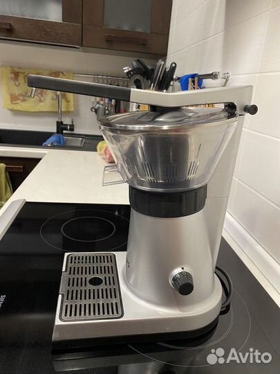 Соковыжималка цитрусовая