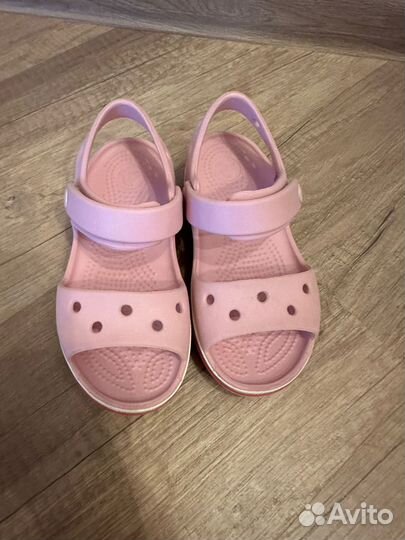 Сандалии для девочки