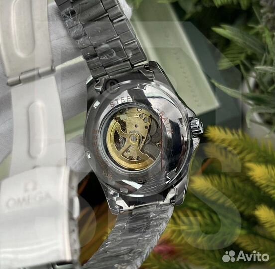 Часы Omega