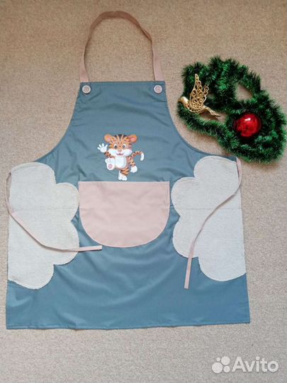 Подарок хозяющке. Фартук с тигрятами. Фартук кух