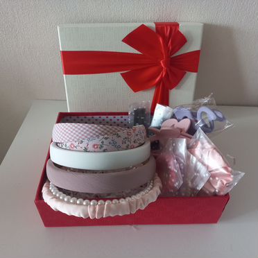 Набор аксессуаров для волос