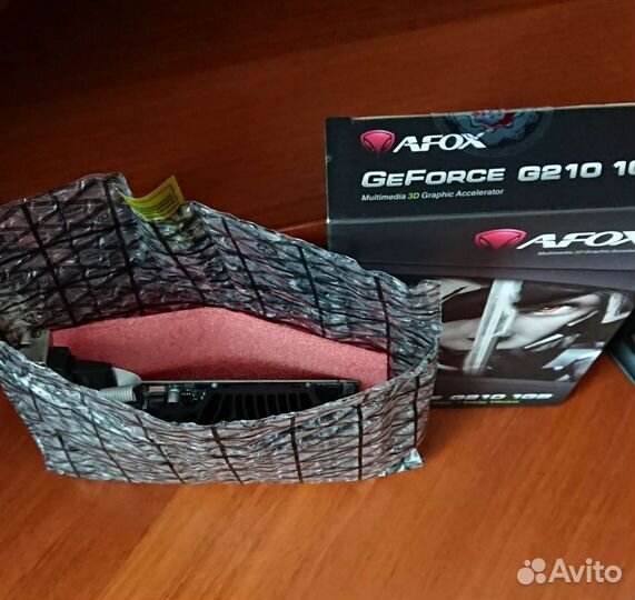 Новая видеокарта Nvidia GeForce G210 1gb