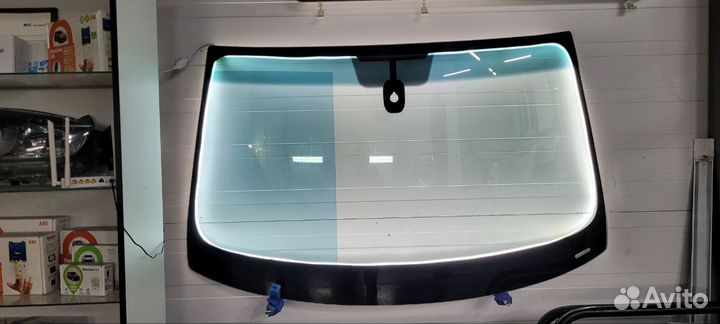 Лобовое стекло BMW E46 (бмв Е46)