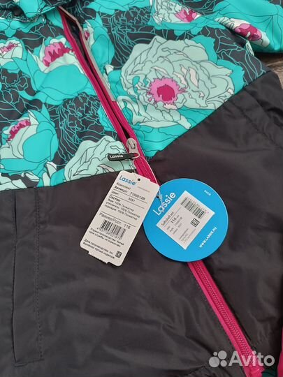 Костюм lassie 116, 110 и 104 новый