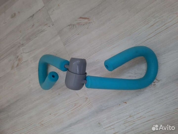 Тренажёр для ног и рук