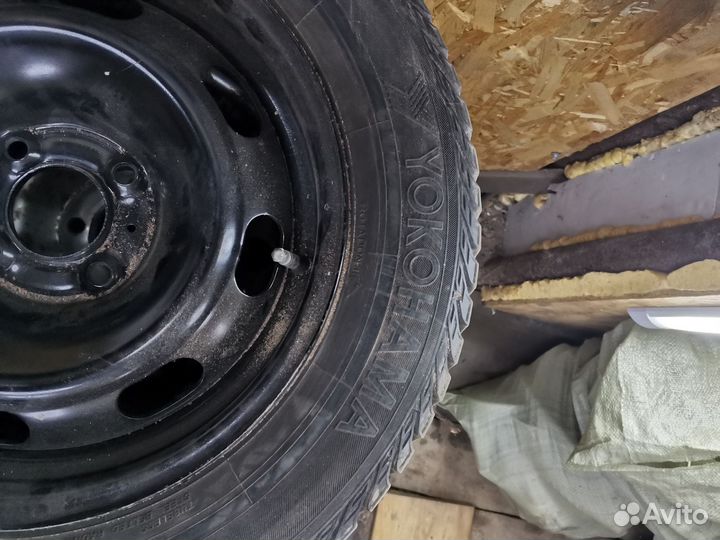 Yokohama Ice Guard Stud IG55 195/65 R15