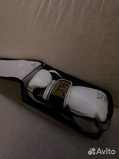 Боксерские перчатки Everlast 1910 Classic 12oz