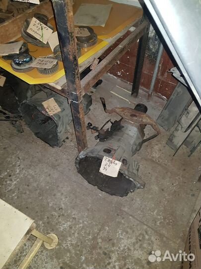 BMW 5 (34 куз ) коробка 2.5 бенз 93