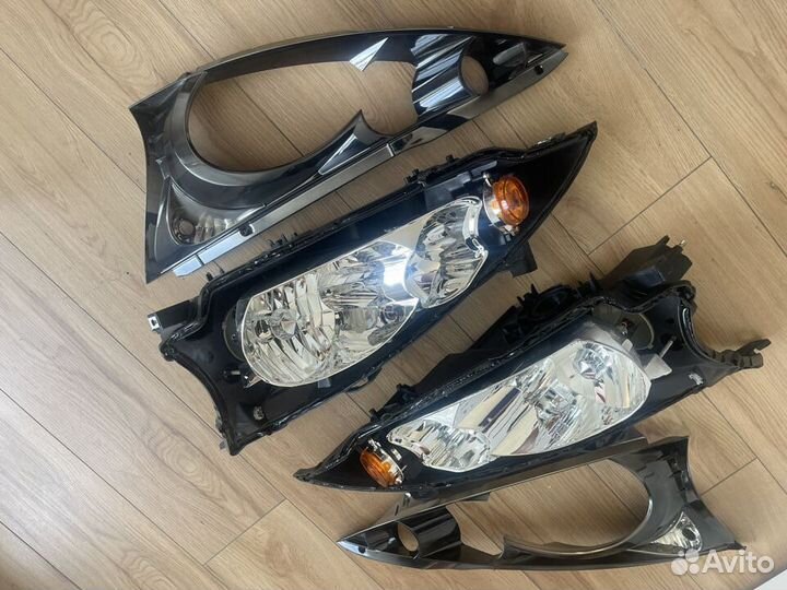 Фары Mitsubishi Grandis (2003-2011)