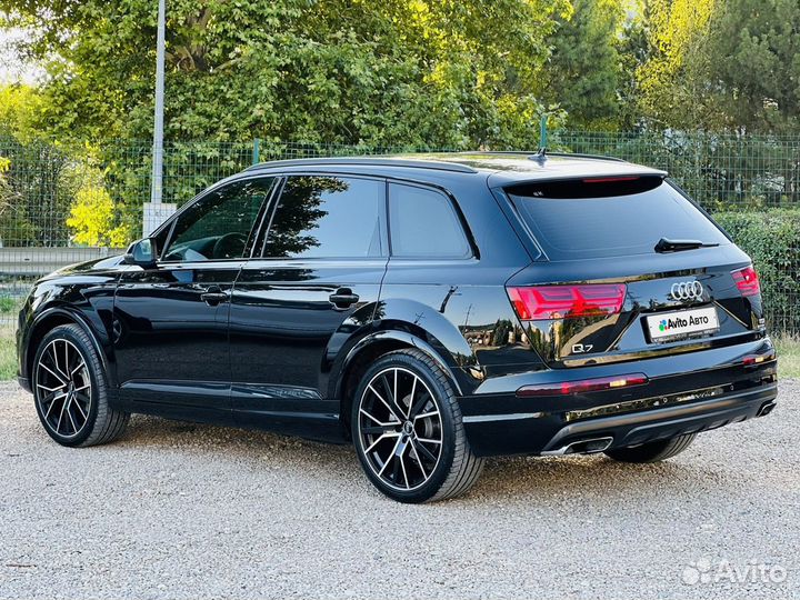 Audi Q7 3.0 AT, 2018, 155 100 км