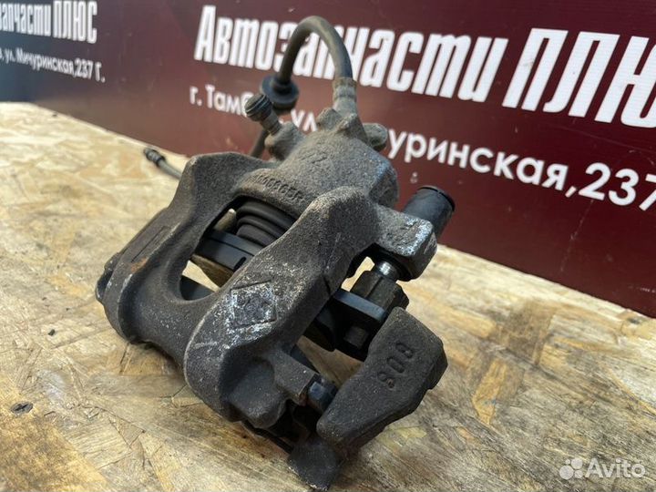 Суппорт тормозной передний правый Renault Logan