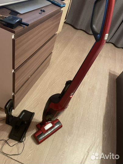 Пылесос polaris вертикальный