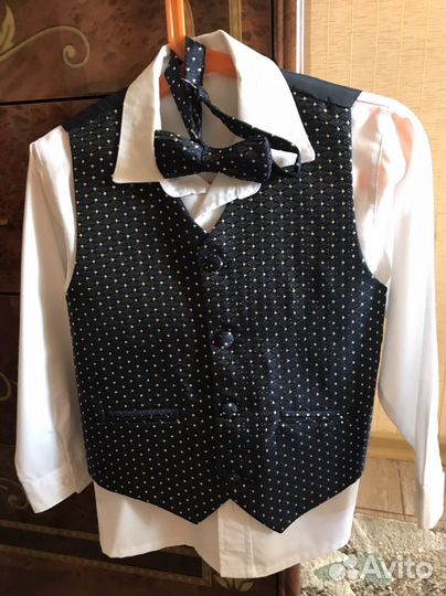 Костюм праздничный