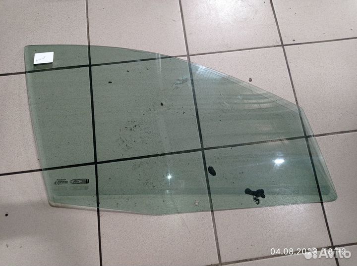 Стекло передней правой двери Форд Фиеста