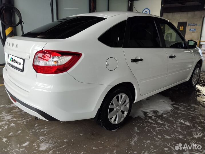 LADA Granta 1.6 МТ, 2021, 42 000 км