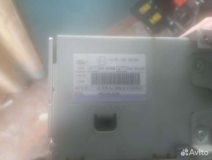 Радиоприемник ford