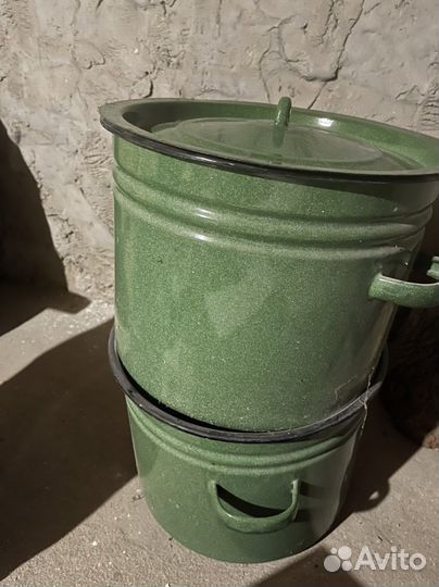 Кастрюли новые