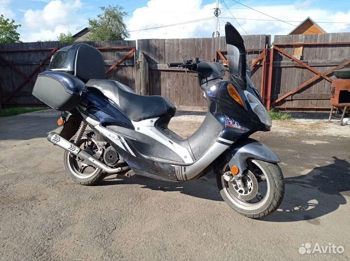 Большой скутер