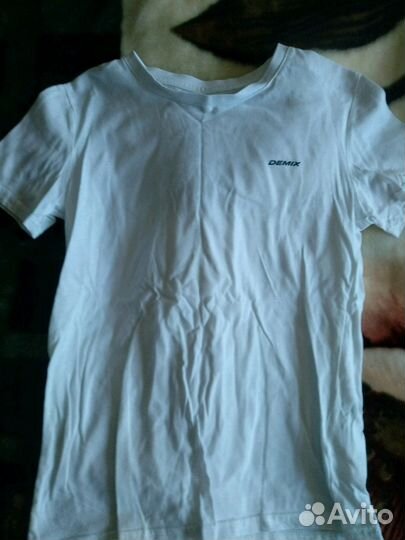 Спортивная куртка,футболка,шорты- для школьника.8