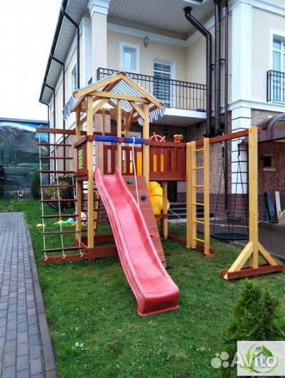 Детская площадка для лета и зимы