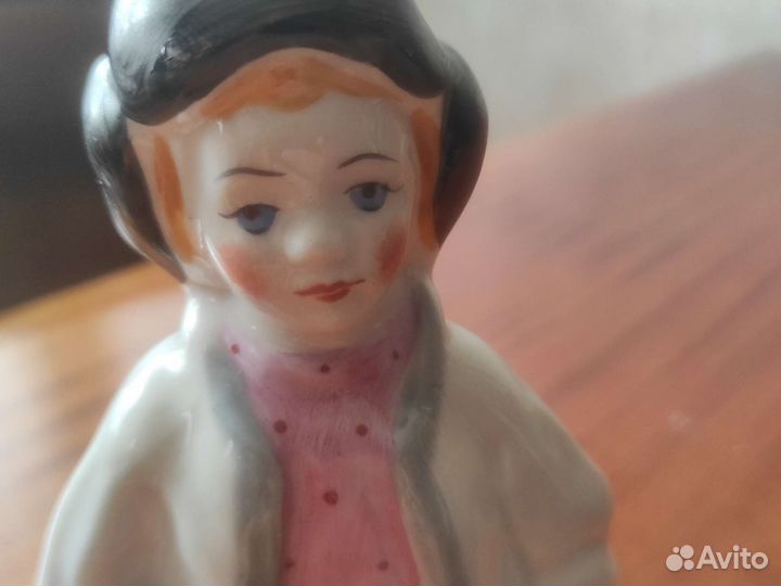 Фарфоровая статуэтка лфз.Филиппок
