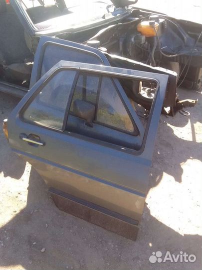 Продам запчасти на Volkswagen Jetta