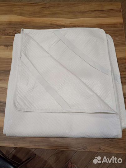 Наматрасник непромокаемый 180/200