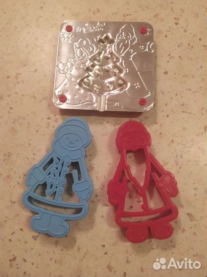 Вырубки для пряников и форма для леденцов