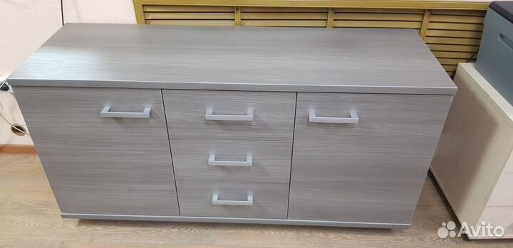 Тумба для оргтехники