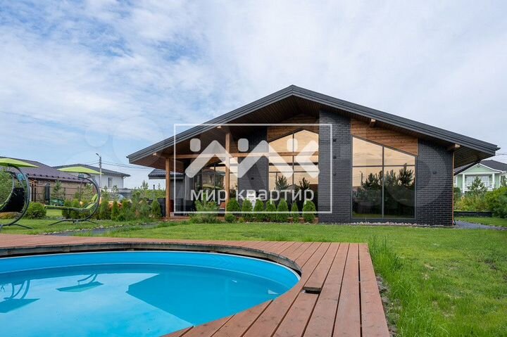 Дом 312 м² на участке 15 сот.