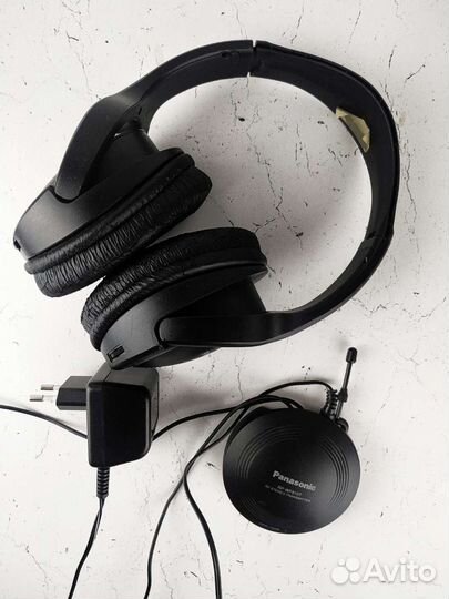 Беспроводные наушники Panasonic RP-WF810
