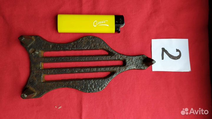 Старинные подставки под горячее