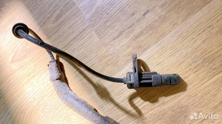 Датчик ABS зад правый Nissan Almera Classic