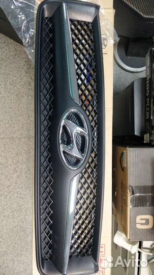 Немного кузовных з/ч