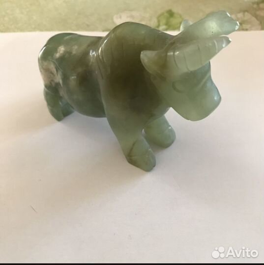 Знаки гороскопа из нефрита