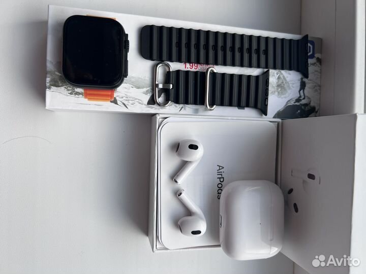 Комплект наушников и часов