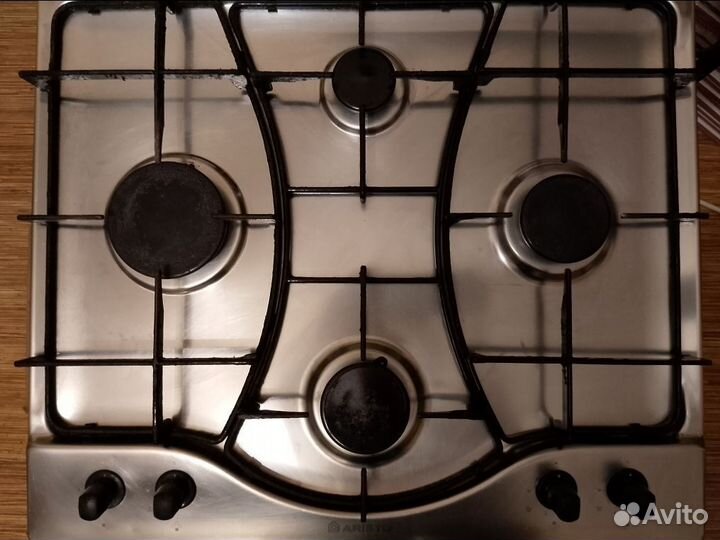 Газовая варочная панель 4 конфорки Ariston