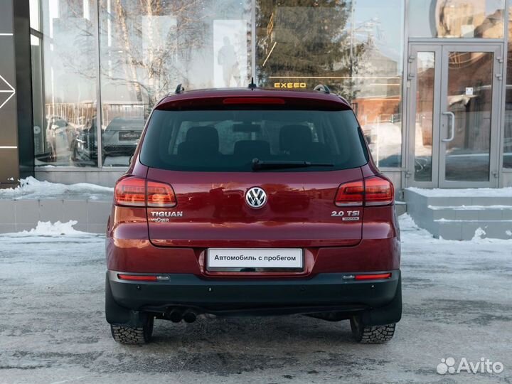 Volkswagen Tiguan 2.0 AT, 2014, 138 232 км