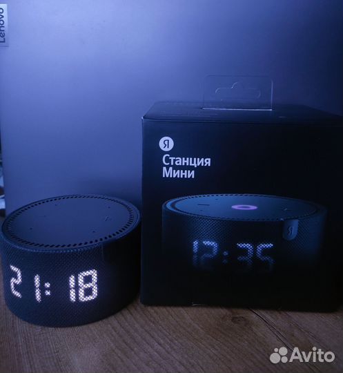 Яндекс станция мини с часами