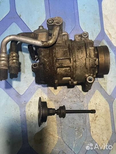 Компрессор кондиционера 4F0260805E