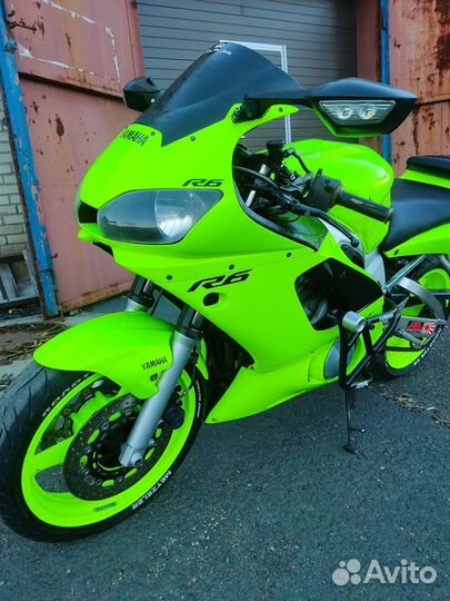 Yamaha R6