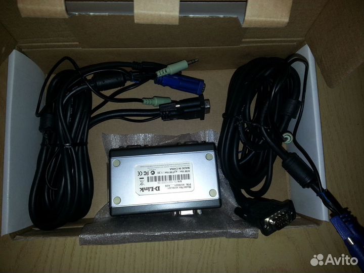 D-Link KVM-221 (VGA, USB и поддержка звука)