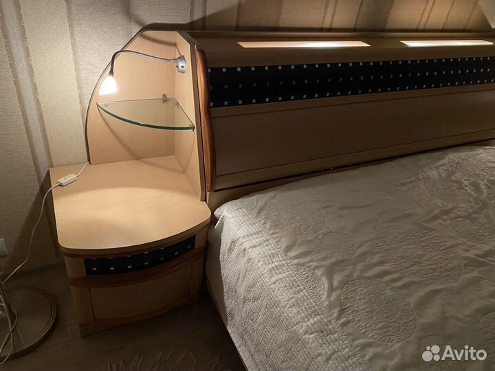 Спальный гарнитур бу