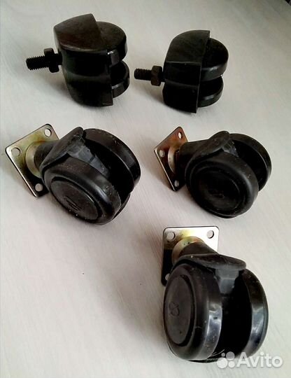 Колесики для мебели. Новые бу