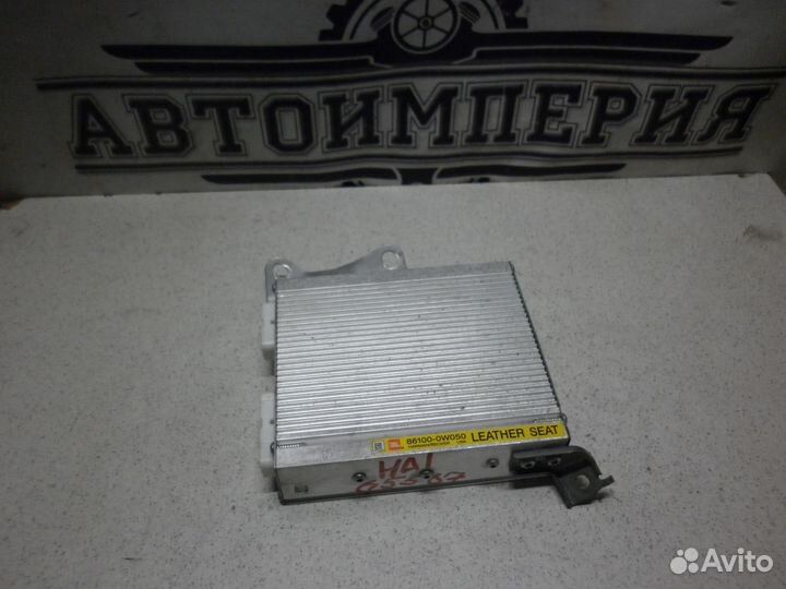 Усилитель звука JBL Toyota Highlander 1