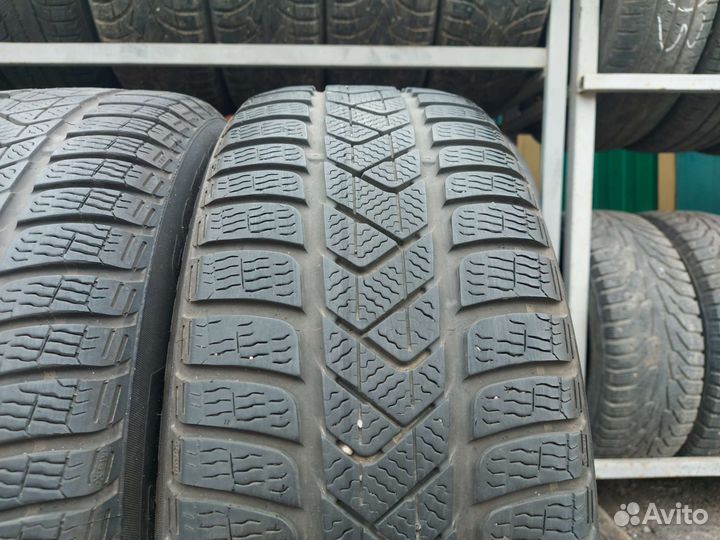 Pirelli Winter Sottozero 3 215/55 R17 94H
